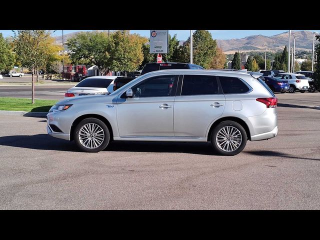 2022 Mitsubishi Outlander PHEV SEL