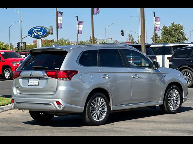 2022 Mitsubishi Outlander PHEV SEL