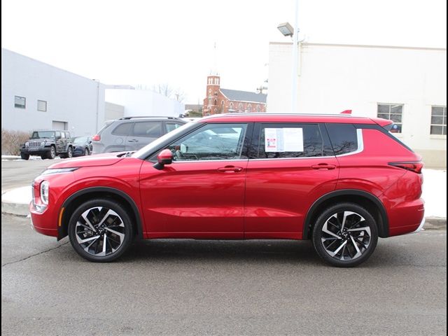 2022 Mitsubishi Outlander SEL