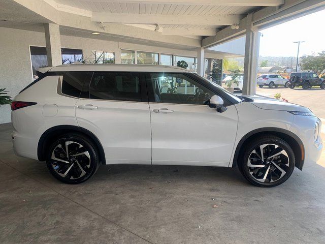 2022 Mitsubishi Outlander SEL