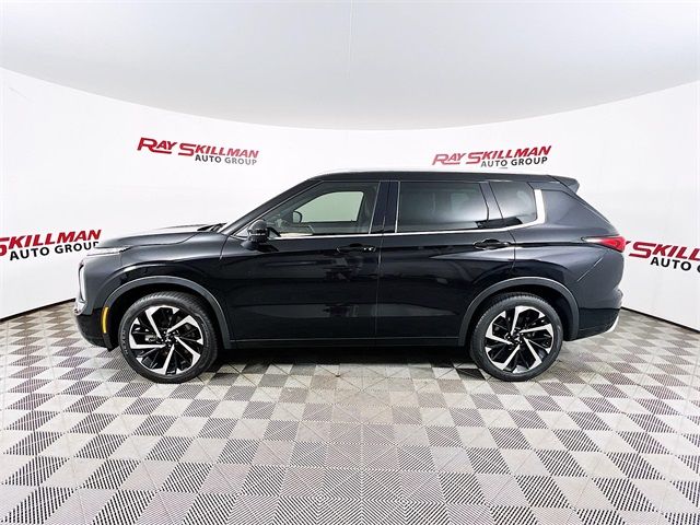 2022 Mitsubishi Outlander SEL