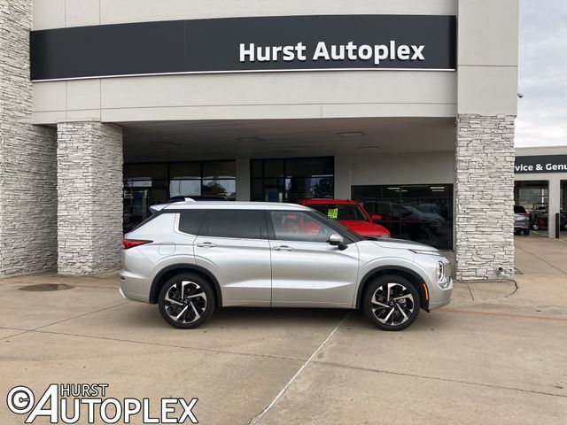 2022 Mitsubishi Outlander SEL