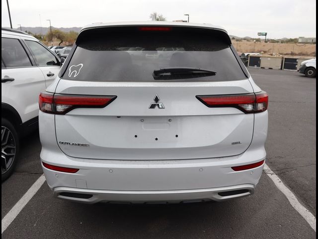 2022 Mitsubishi Outlander SEL