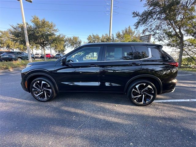 2022 Mitsubishi Outlander SEL