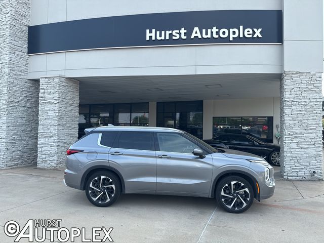 2022 Mitsubishi Outlander SEL