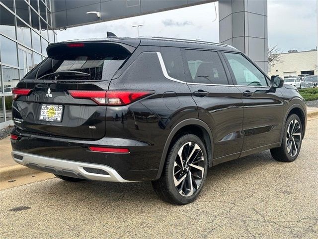 2022 Mitsubishi Outlander SEL