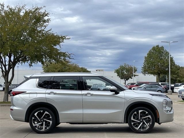 2022 Mitsubishi Outlander SEL