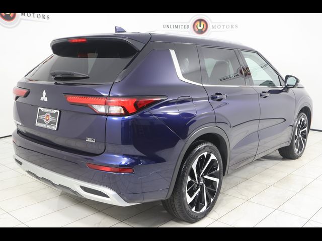 2022 Mitsubishi Outlander SEL