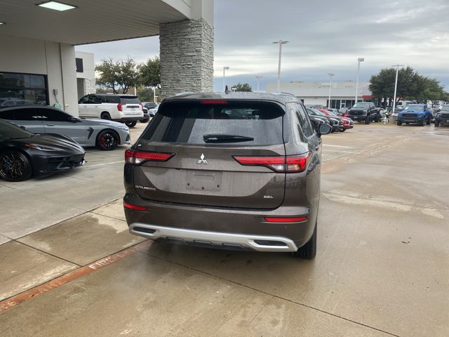 2022 Mitsubishi Outlander SEL