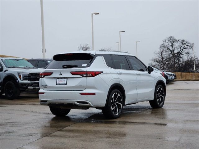 2022 Mitsubishi Outlander SEL