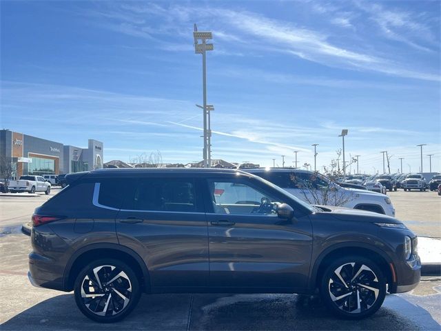 2022 Mitsubishi Outlander SEL