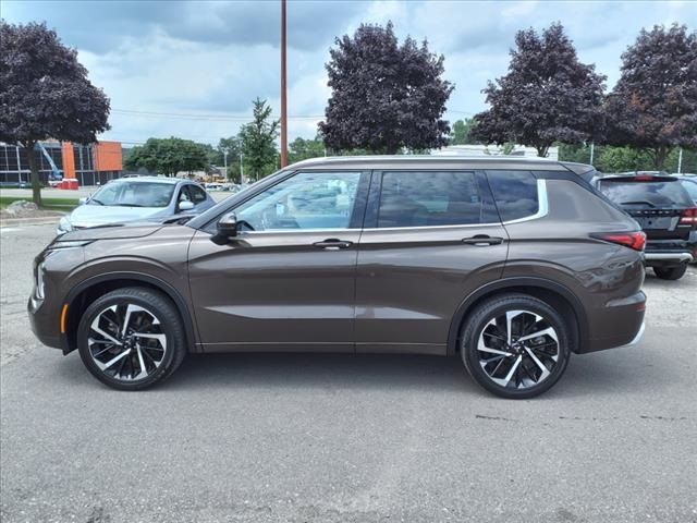 2022 Mitsubishi Outlander SEL