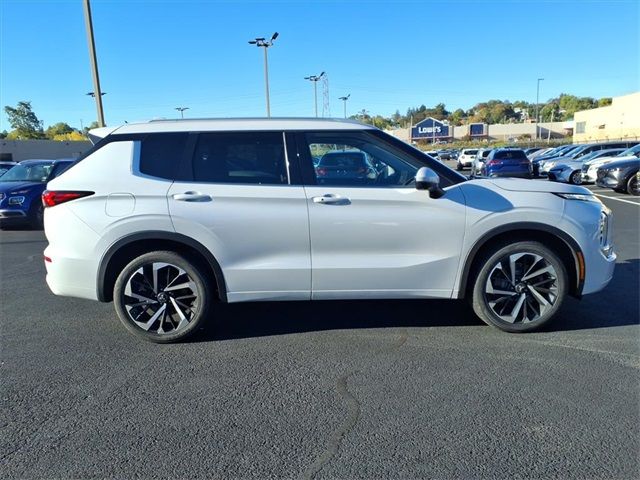 2022 Mitsubishi Outlander SEL