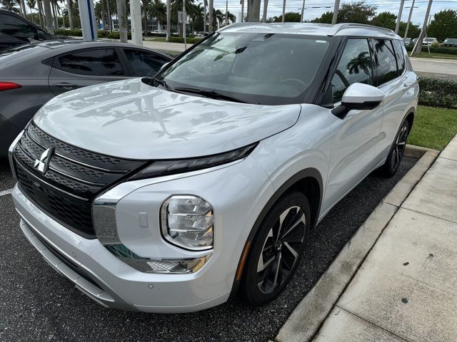 2022 Mitsubishi Outlander SEL Special Edition