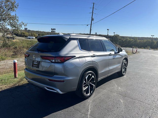 2022 Mitsubishi Outlander SEL