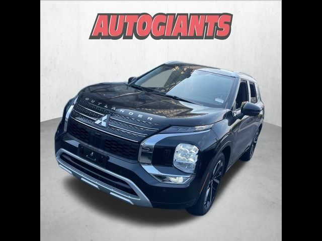 2022 Mitsubishi Outlander SEL