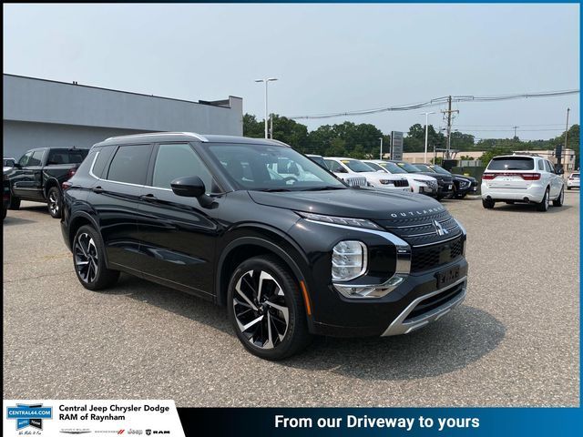 2022 Mitsubishi Outlander SEL