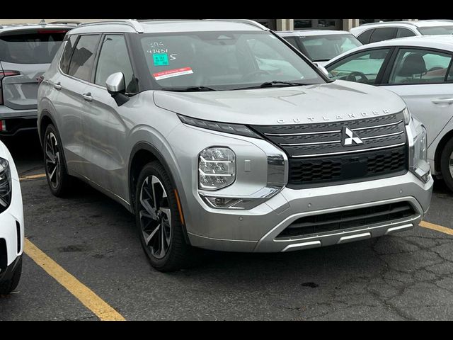 2022 Mitsubishi Outlander SEL Launch Edition