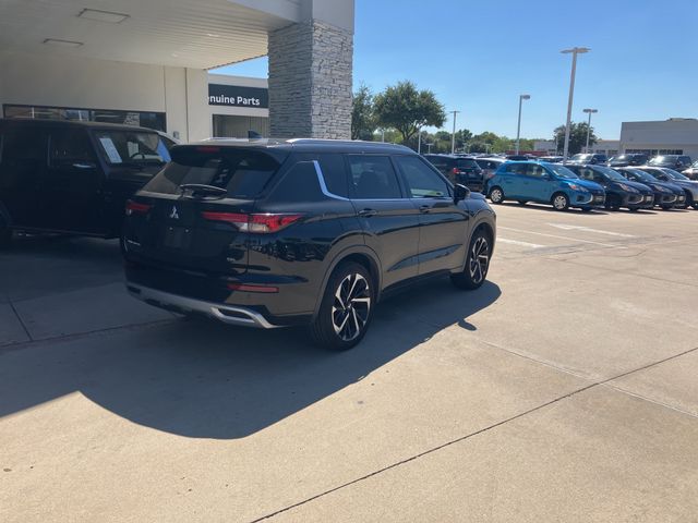 2022 Mitsubishi Outlander SEL