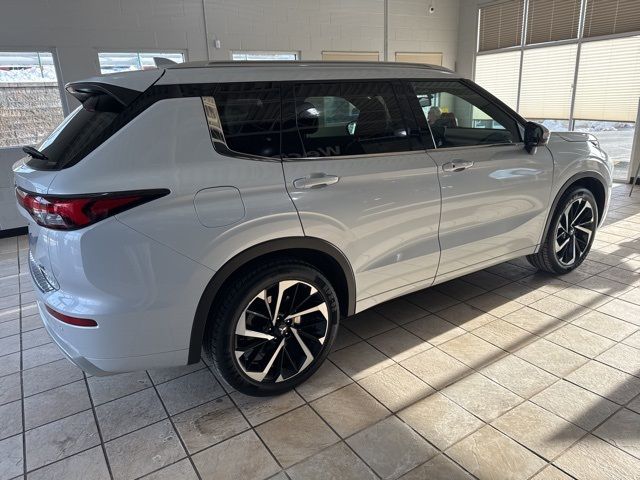 2022 Mitsubishi Outlander SEL