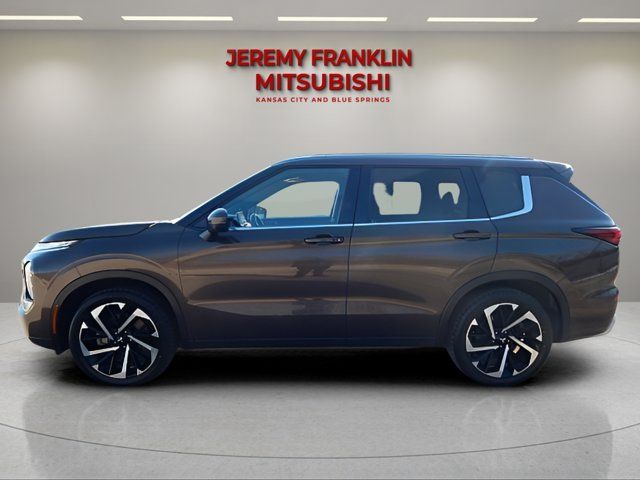 2022 Mitsubishi Outlander SEL