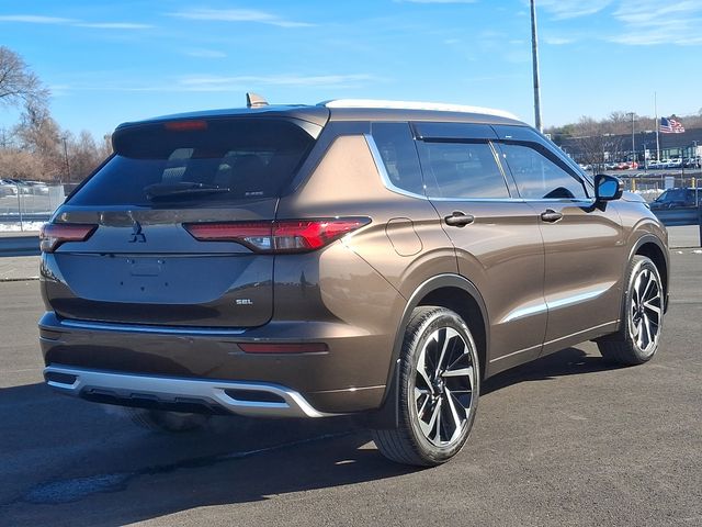 2022 Mitsubishi Outlander SEL