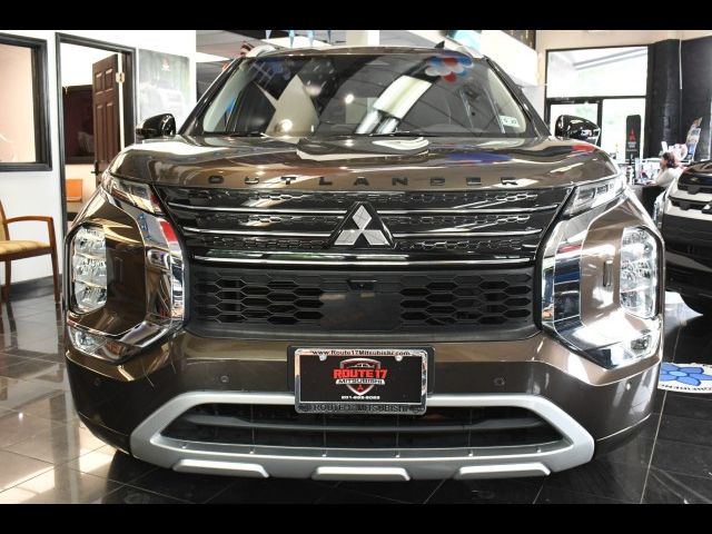 2022 Mitsubishi Outlander SEL