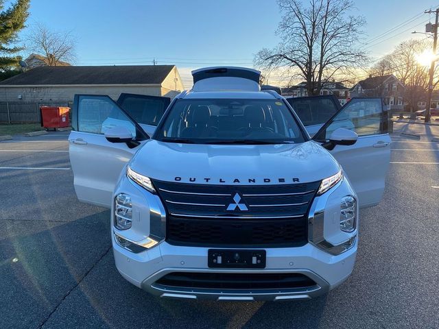 2022 Mitsubishi Outlander SEL