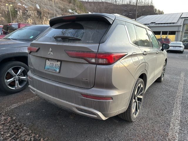 2022 Mitsubishi Outlander SEL