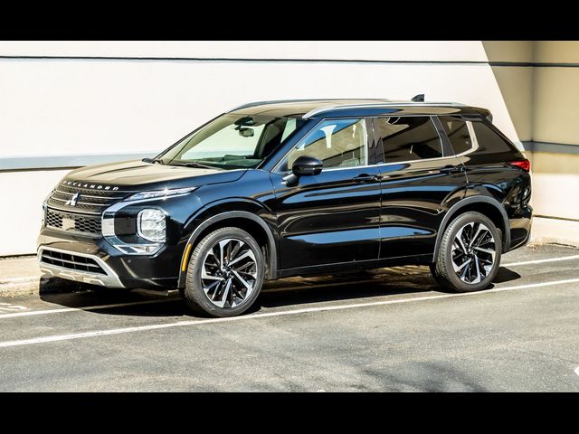 2022 Mitsubishi Outlander SEL