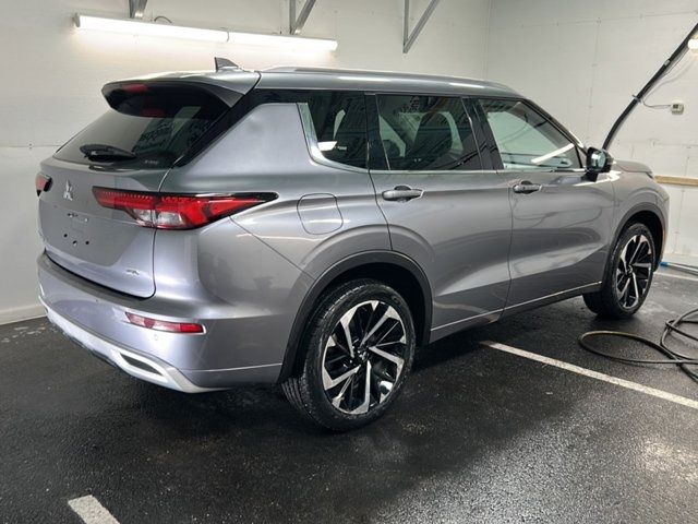 2022 Mitsubishi Outlander SEL