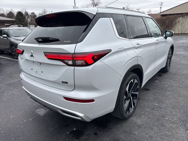 2022 Mitsubishi Outlander SEL