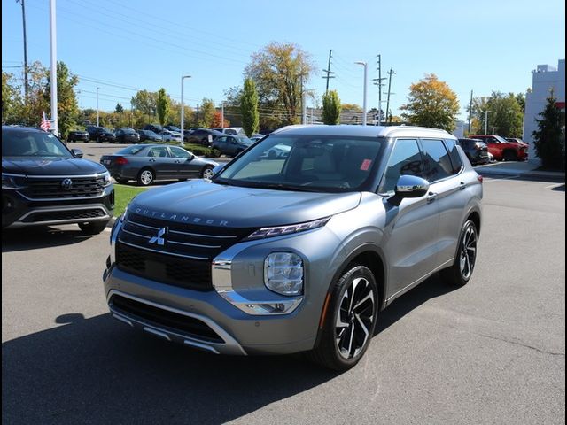 2022 Mitsubishi Outlander SEL