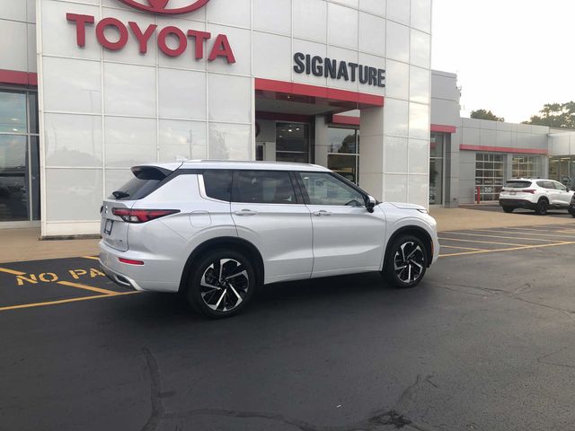 2022 Mitsubishi Outlander SEL