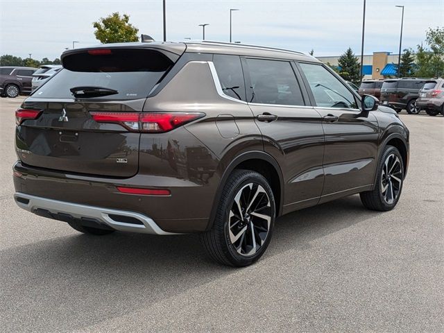 2022 Mitsubishi Outlander SEL