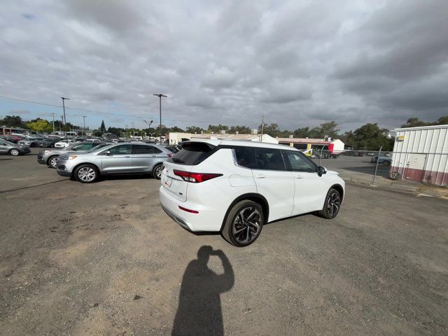 2022 Mitsubishi Outlander SEL