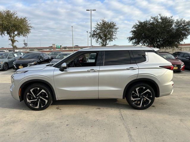 2022 Mitsubishi Outlander 