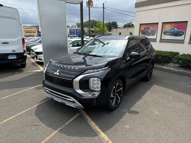 2022 Mitsubishi Outlander SEL Launch Edition