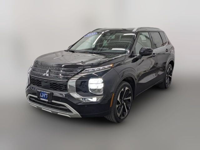 2022 Mitsubishi Outlander SEL Launch Edition