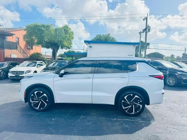 2022 Mitsubishi Outlander SEL