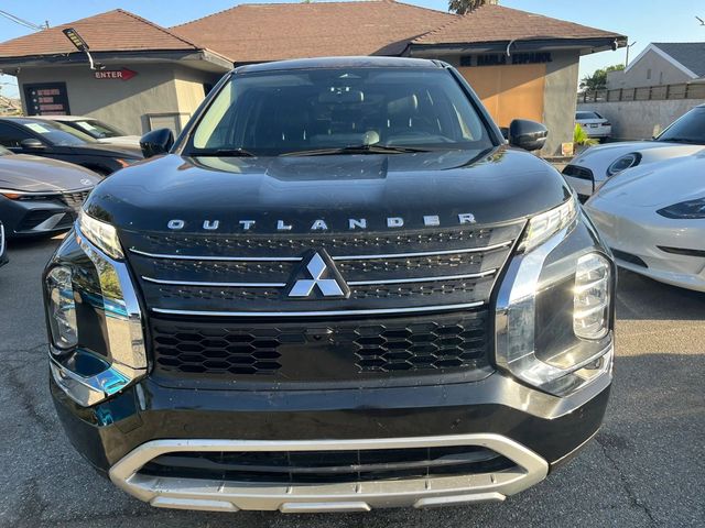 2022 Mitsubishi Outlander SE Launch Edition