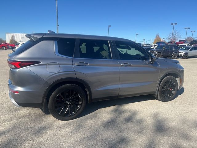 2022 Mitsubishi Outlander SE Launch Edition