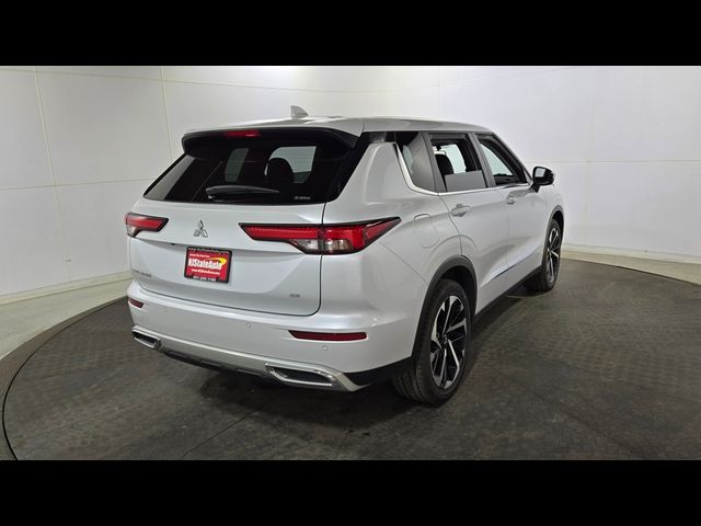 2022 Mitsubishi Outlander SE Launch Edition