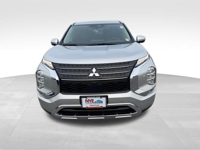 2022 Mitsubishi Outlander SE Launch Edition