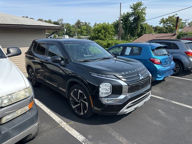 2022 Mitsubishi Outlander SE Launch Edition