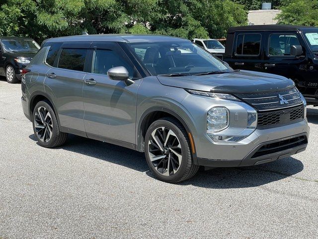 2022 Mitsubishi Outlander SE Launch Edition