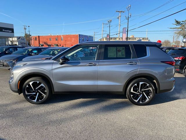 2022 Mitsubishi Outlander SE Launch Edition