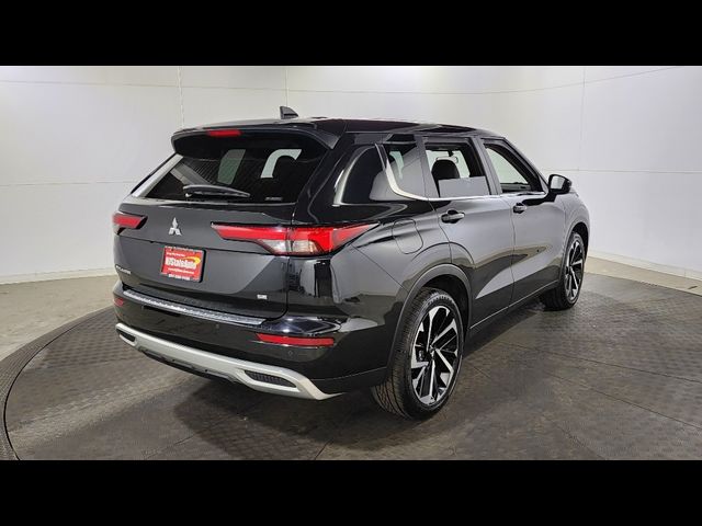 2022 Mitsubishi Outlander SE Launch Edition