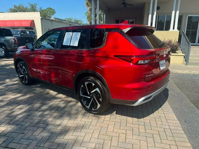 2022 Mitsubishi Outlander SE