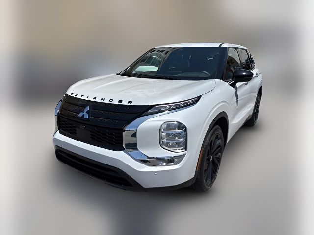 2022 Mitsubishi Outlander Black Edition